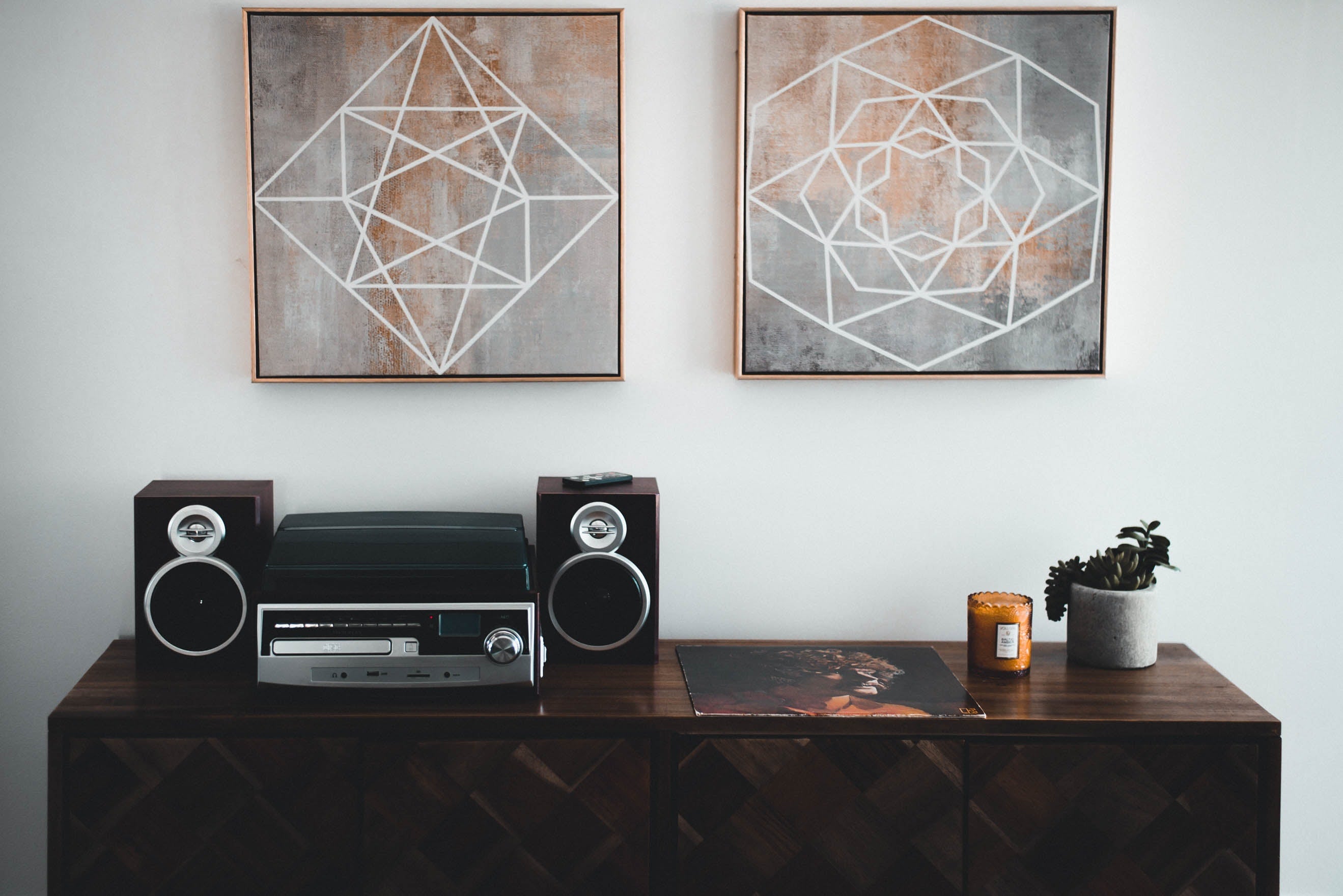 A Buyer's Guide to Acoustic Panels for Your Home
